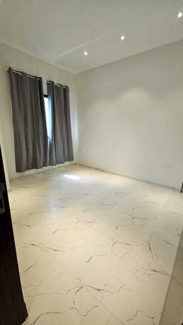 Salmaniya, Apartments/Houses, BHD 200/month,  1 BR,  1 Bedroom Semi Furnished Flat For Rent With Ewa