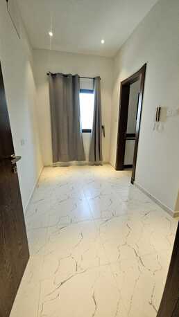 Salmaniya, Apartments/Houses, BHD 200/month,  1 BR,  1 Bedroom Semi Furnished Flat For Rent With Ewa
