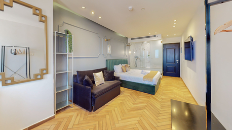 Jerusalem, Apartments/Houses, ILS 299/day,  Furnished,  Studio,  20 Sq. Meter,  Studio Apartment - View Of The Old City - Bomb Shelter - Netflix