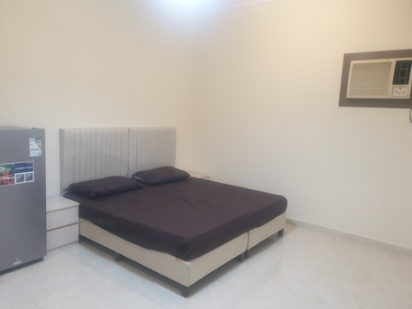 Madinah, Apartments/Houses, Furnished,  1 BR,  Furnished Apartment - Room With Bath For Rent In Madina