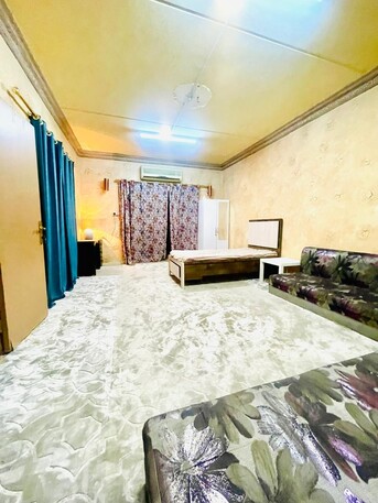 Dammam, Rooms Available, SAR 1200/month,  SEMI FURNISHED ROOM AVAILABLE FOR EXECUTIVE BATCHELOR