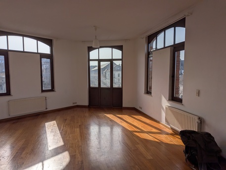 Brussels, Apartments/Houses, EUR 1500/month,  2 BR,  92 Sq. Meter,  Stylish 2-Bedroom Apartment With Office