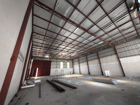 Manama, Warehouses, BHD 900,  640 Sq. Meter,  Concrete Floor Warehouse Space For Rent In Buri (320&ndash;1200 Sqm)