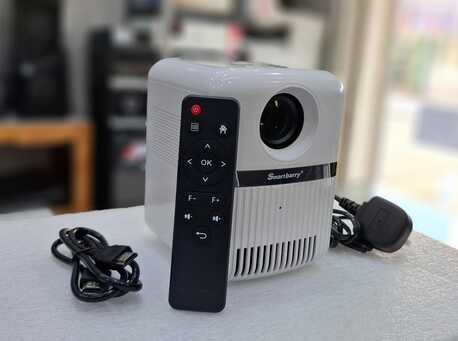 Manama, Electronics, BHD 22,  New 4K Smart Android Projector Built In Youtube + PlayStore & Wireless Screen Sharing