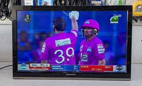 Manama, Computers, BHD 23,  Skyworth 32" LED TV - Good Working Condition With Remote