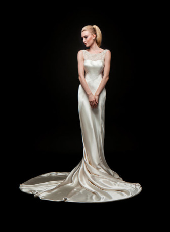 New York, Clothing & Accessories, USD 3509,  Shop Romantic Mae Vintage Wedding Gown For This Spring Wedding | Tony Hamawy