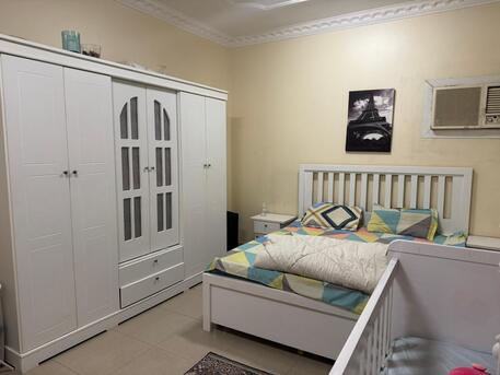 Riyadh, Apartments/Houses, SAR 1500/month,  Furnished,  3 BR,  150 Sq. Meter,  1 FURNISHED ROOM AVAILABLE IN 3BHK APARTMENT WITH SEPARATE BATHROOM AND SHARING KITCHEN