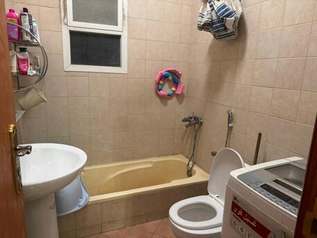 Riyadh, Apartments/Houses, SAR 1500/month,  Furnished,  3 BR,  150 Sq. Meter,  1 FURNISHED ROOM AVAILABLE IN 3BHK APARTMENT WITH SEPARATE BATHROOM AND SHARING KITCHEN