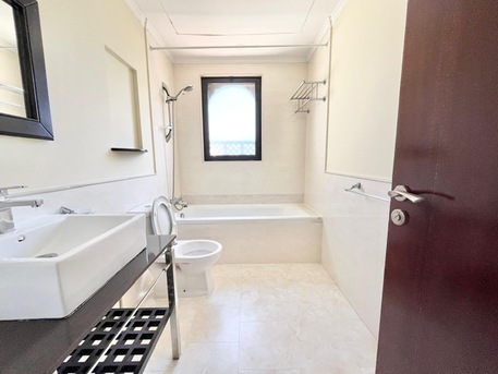 Amwaj Islands, Apartments/Houses, BHD 850/month,  3 BR,  220 Sq. Meter,  Deluxe FF Villa In Floating City Amwaj