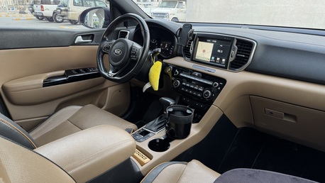 Riyadh, Vehicles, Cars & Trucks , SAR 57000,  Kia Sportage,  2017,  69500 KM,  Low Mailage Fully Loaded