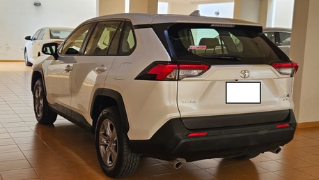 Al Aziziyah, Vehicles, Cars & Trucks , SAR 86000,  Toyota RAV4,  2023,  Automatic,  65000 KM,    FOR SALE BUMPER TO BUMPER ORIGINAL