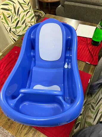 Khobar, Baby & Kid Stuff, SAR 125,  Giggles Baby Crib, Juniors Baby Rocker, Baby Bathing