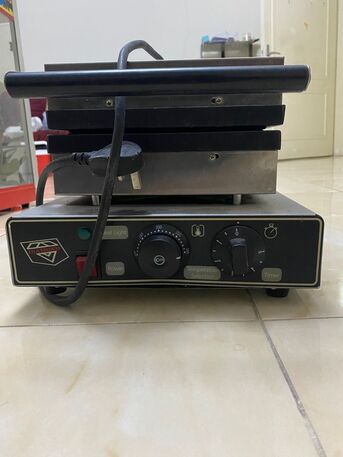 Jeddah, Appliances, SAR 1500,  Brand New Popcorn Machine Set For Sale &ndash; Machine + Barm + Kettle