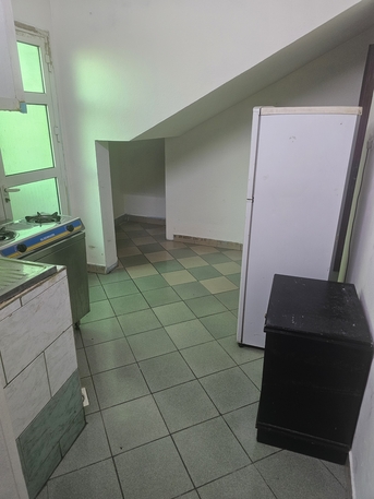 Jeddah, Apts/Flats Wanted, SAR 1400/month,  1 BR,  Family  Flat Near Taj Polyclinic, Mahajar