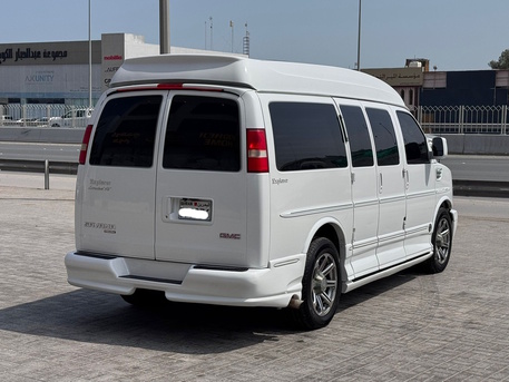 Manama, Vehicles, Cars & Trucks , BHD 9600,  GMC Savana,  2014,  Automatic,  78000 KM,   Explorer SE  (White)
