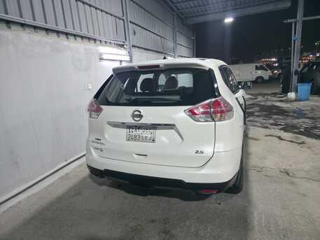 Dammam, Vehicles, Cars & Trucks , SAR 35000,  Nissan X-Trail,  2015,  Automatic,  313586 KM,