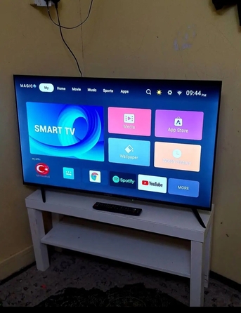 Manama, Electronics, BHD 45,  42 Inch New Condt Smart Tv 45 Bd Last Msg 3670 8372 Wts Ap No Call