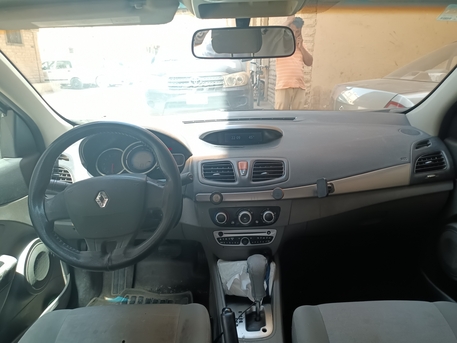 Riyadh, Vehicles, Cars & Trucks , SAR 8000,  Renault Fluence,  2013,  Automatic,  310000 KM,  Renult Fluence