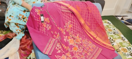 Jeddah, Household Items, SAR 25,  🔥 _Low Price Alert_ 🔥  Get Bonanza Brand Embroidery Suits At Unbeatable Prices! 😍 - Rea