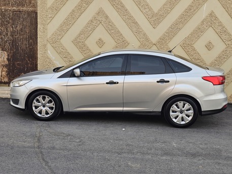 Riyadh, Vehicles, Cars & Trucks , SAR 22000,  Ford Focus,  2015,  Automatic,  255000 KM,  1.6 L