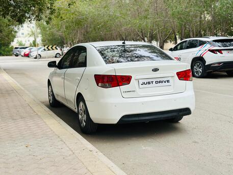 Salmaniya, Vehicles, Cars & Trucks , BHD 1950,  Kia Cerato,  2013,  Automatic,  170000 KM,    MODEL WELL MAINTAINED USED CAR CALL OR WHATSAPP ON 35400768 ,34355768