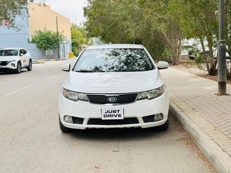 Salmaniya, Vehicles, Cars & Trucks , BHD 1950,  Kia Cerato,  2013,  Automatic,  170000 KM,    MODEL WELL MAINTAINED USED CAR CALL OR WHATSAPP ON 35400768 ,34355768