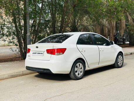 Salmaniya, Vehicles, Cars & Trucks , BHD 1950,  Kia Cerato,  2013,  Automatic,  170000 KM,    MODEL WELL MAINTAINED USED CAR CALL OR WHATSAPP ON 35400768 ,34355768