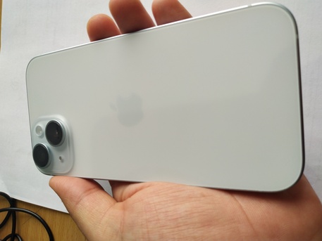 Al Aziziyah, Mobile Phones, SAR 2450,  IPhone 15 Only 10 Days Old Selling Just Because To Upgrade 17