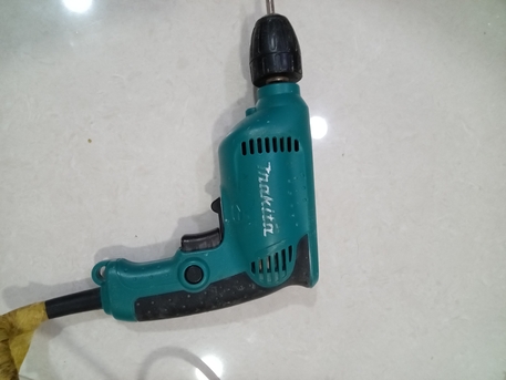 West Riffa, Machinery, BHD 55,  Drill Machine And Jigsaw Machine