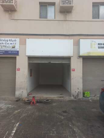 Manama, Shops, BHD 140,  Workshop For Welding And Other Techincal Services. With Parking