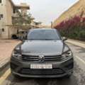 SAR 68000,  Volkswagen Touareg,  2016,  Automatic,  124500 KM,   R Line