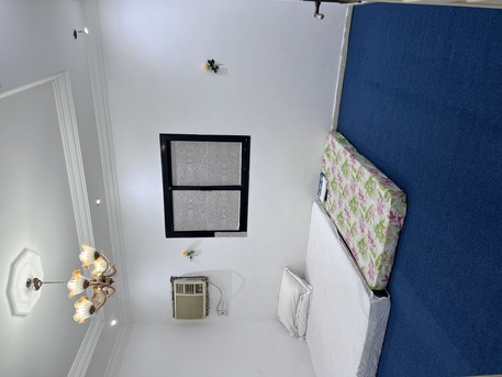 Jeddah, Apartments/Houses, SAR 1200/month,  Furnished,  1 BR,  29 Sq. Meter,  Family Room With Bathroom And Basin Space