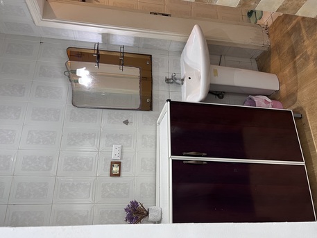 Jeddah, Apartments/Houses, SAR 1200/month,  Furnished,  1 BR,  29 Sq. Meter,  Family Room With Bathroom And Basin Space