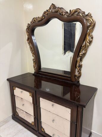 Dammam, Furniture, SAR 1000,  Selling Household Items (Bed, AC, Wardrobe, Fridge, Washing Machine)