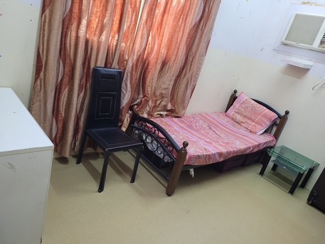 Hara, Rooms Available, SAR 1000/year,  SAR 1000/month, Single Semi Furnished Room Available In Family Flat For Sin