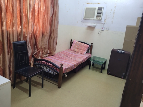 Hara, Rooms Available, SAR 1000/year,  SAR 1000/month, Single Semi Furnished Room Available In Family Flat For Sin