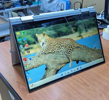 Manama, Computers, BHD 169,  DELL I7 11th Generation Touch 2 In 1 Laptop+Tablet 15.6" Touch Screen 16GB RAM OS 11 Ready