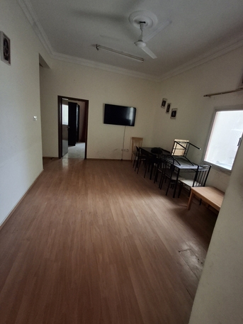 Hoora, Apartments/Houses, BHD 250/month,  2 BR,  2bhk Fully Furnished Parking 250bd With Ewa 30bd Limited