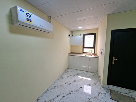 Zinj, Apartments/Houses, BHD 130/month,  1 BR,  Full EWA Studio For Rent In Zinj For Bachelor Or  Couples