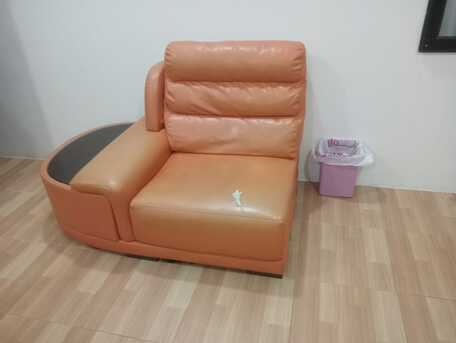 Riffa, Furniture, BHD 85,  SOFA SET FOR SALE.