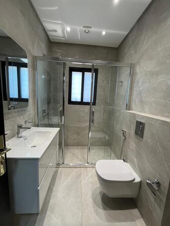 Amman, Apartments/Houses, JOD 21000/year,  Furnished,  4 BR,  270 Sq. Meter,  Furnished Apartment For Rent In Deir Ghubar