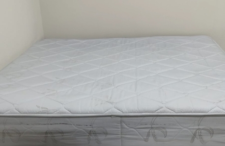 Jubail, Furniture, SAR 350,  200x200 King Size Matress Hybrid +medicated Original 23 CM Almost New
