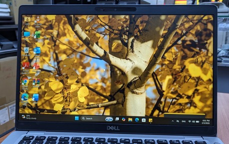 Manama, Computers, BHD 133,  Dell Core I7 Touch 10th Generation Laptop 16GB RAM 256GB SSD Ready To Use Free Bag & Mouse