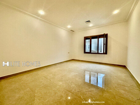 Kuwait City, Apartments/Houses, KWD 1200/month,  5 BR,  Renovated Floor For Rent In Shuhada