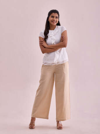 Chennai, Clothing & Accessories, INR 525,  Trendy And Versatile Beige Pants For Women &ndash; Go Colors
