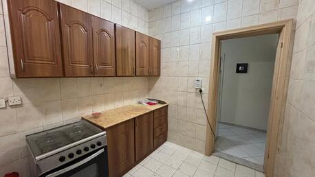 Jeddah, Apartments/Houses, SAR 1500/month,  Furnished,  3 BR,  Ground Floor House 3 Bed 2 Bath 1 Kitchen 1 Store In Al Nuzha, Jeddah