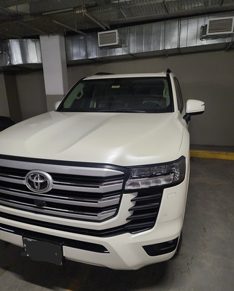 Al Olaya, Vehicles, Cars & Trucks , SAR 280000,  Toyota Land Cruiser,  2025,  Automatic,  3400 KM,  Land Cruiser GXR2 Diesel  For Sale