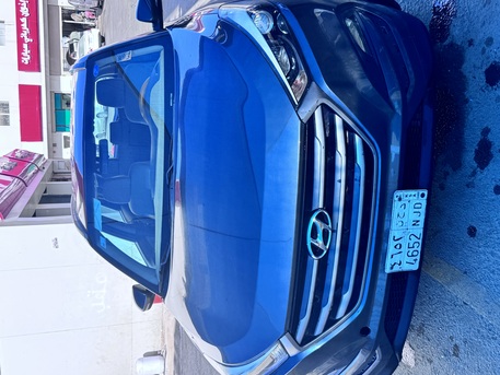 Jeddah, Vehicles, Cars & Trucks , SAR 42000,  Tussan,  2017,  Automatic,  253000 KM,  Exit