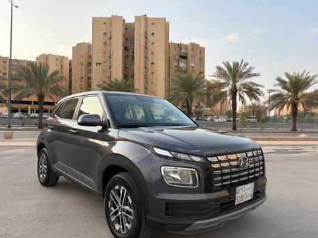 Riyadh, Vehicles, Cars & Trucks , SAR 47000,  Hyundai Venue,  2024,  Automatic,  39000 KM,