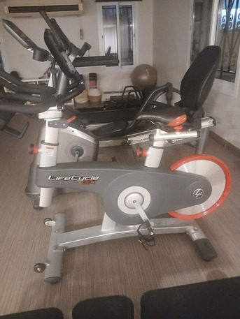 Jeddah, Sporting Goods, SAR 7499,  Life Fitness LifeCycle GX Indoor Exercise Bike - Excellent Condition
